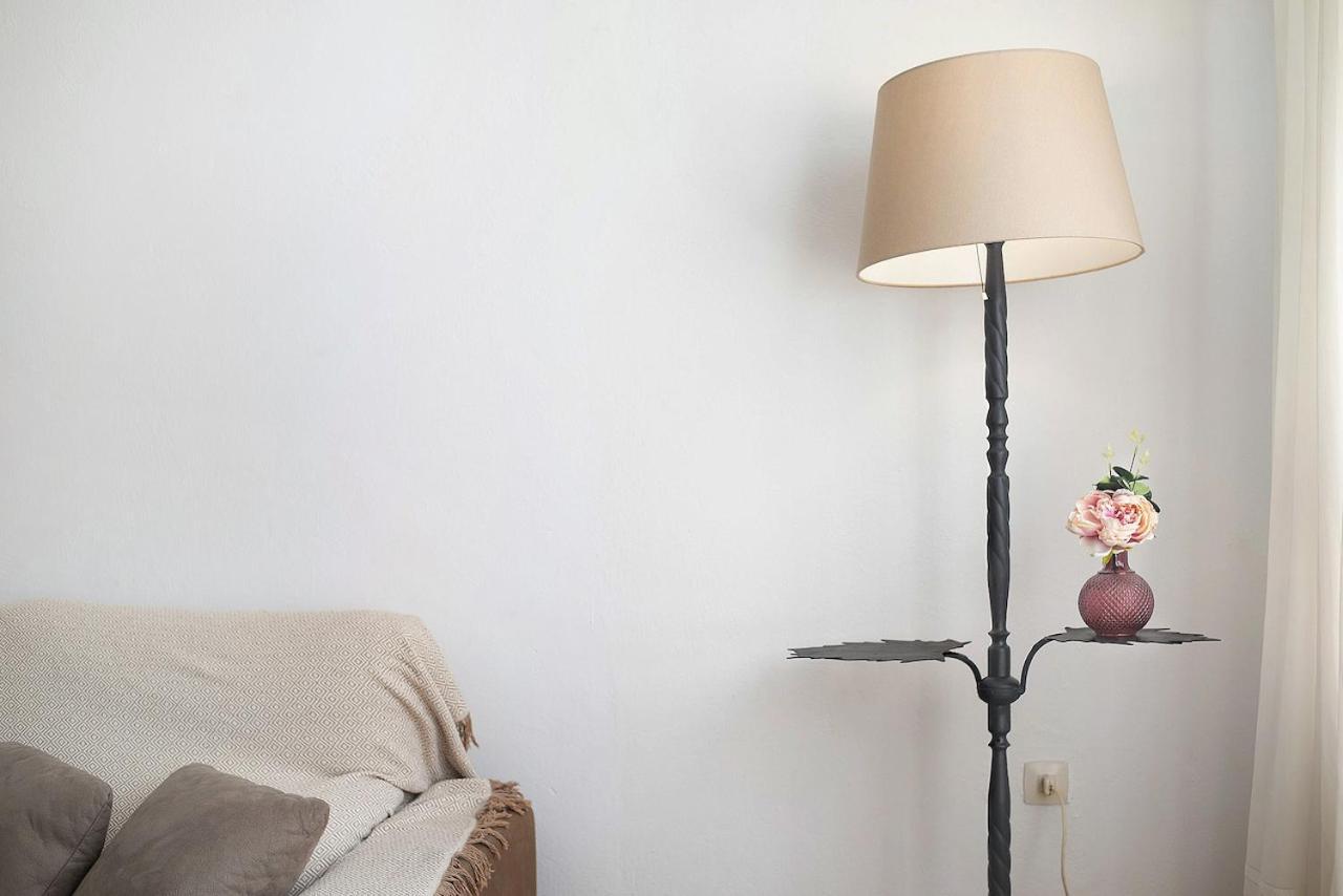Casa Pedro Conil Apartment โกนิล เด ลาฟรอนเตรา ภายนอก รูปภาพ
