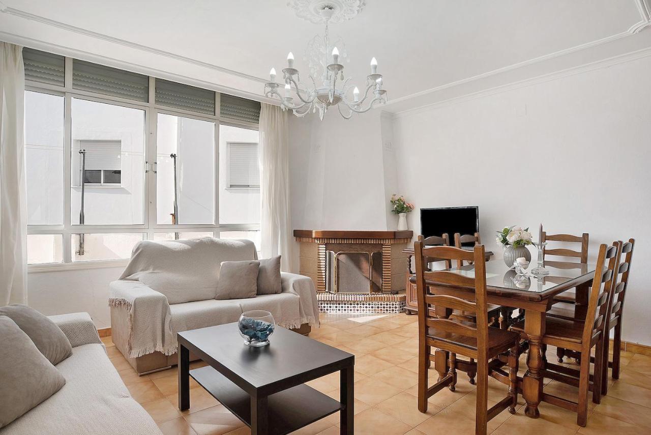 Casa Pedro Conil Apartment โกนิล เด ลาฟรอนเตรา ภายนอก รูปภาพ